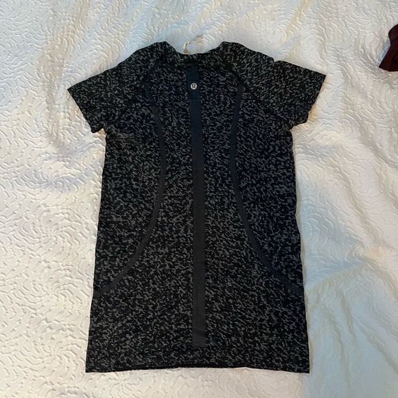 Lululemon Swiftly Tech - Picture 3 of 3